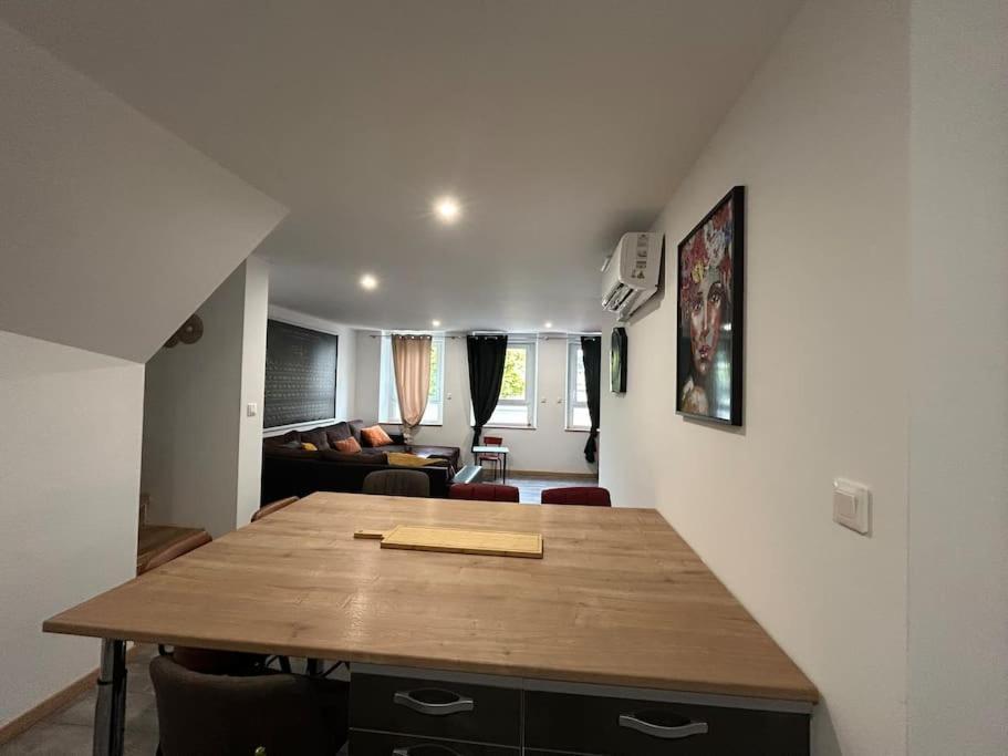 Appart Pro & Famille Verdun-sur-Meuse Exterior photo